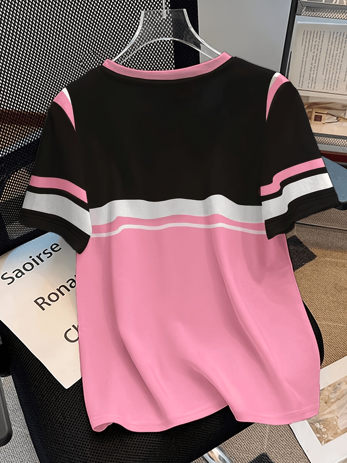 Women's Casual Streetwear Drop-Shoulder T-Shirt with Drop-Shoulder Sleeves, Featuring "28" Numeric and Letter Print, Y College Style, the Perfect Gift for Friends and Family